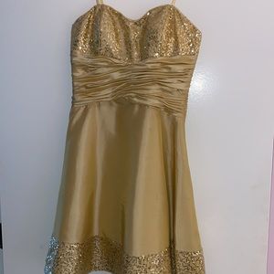 Adrianna Papell party dress